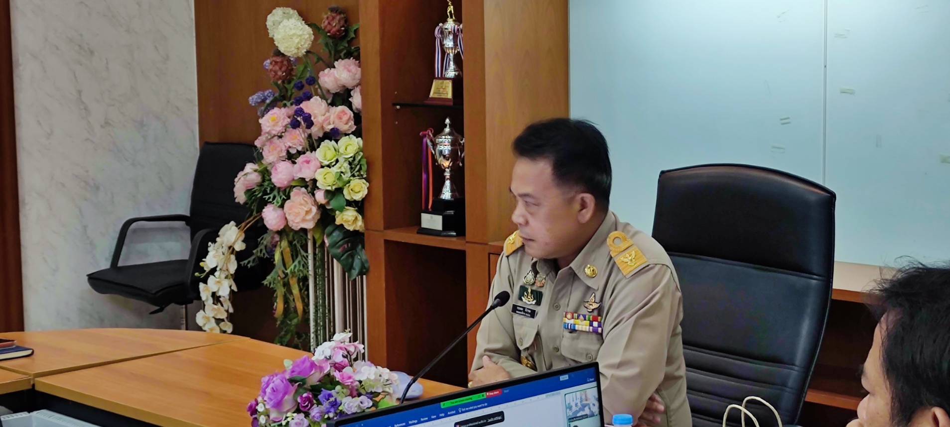 title - รองเลขาธิการ ส.ป.ก. เป็นประธานการประชุมชี้แจงแนวทางการจัดทำโครงการและการใช้จ่ายเงินกองทุนการปฏิรูปที่ดินเพื่อเกษตรกรรม ประจำปีงบประมาณ พ.ศ. 2570